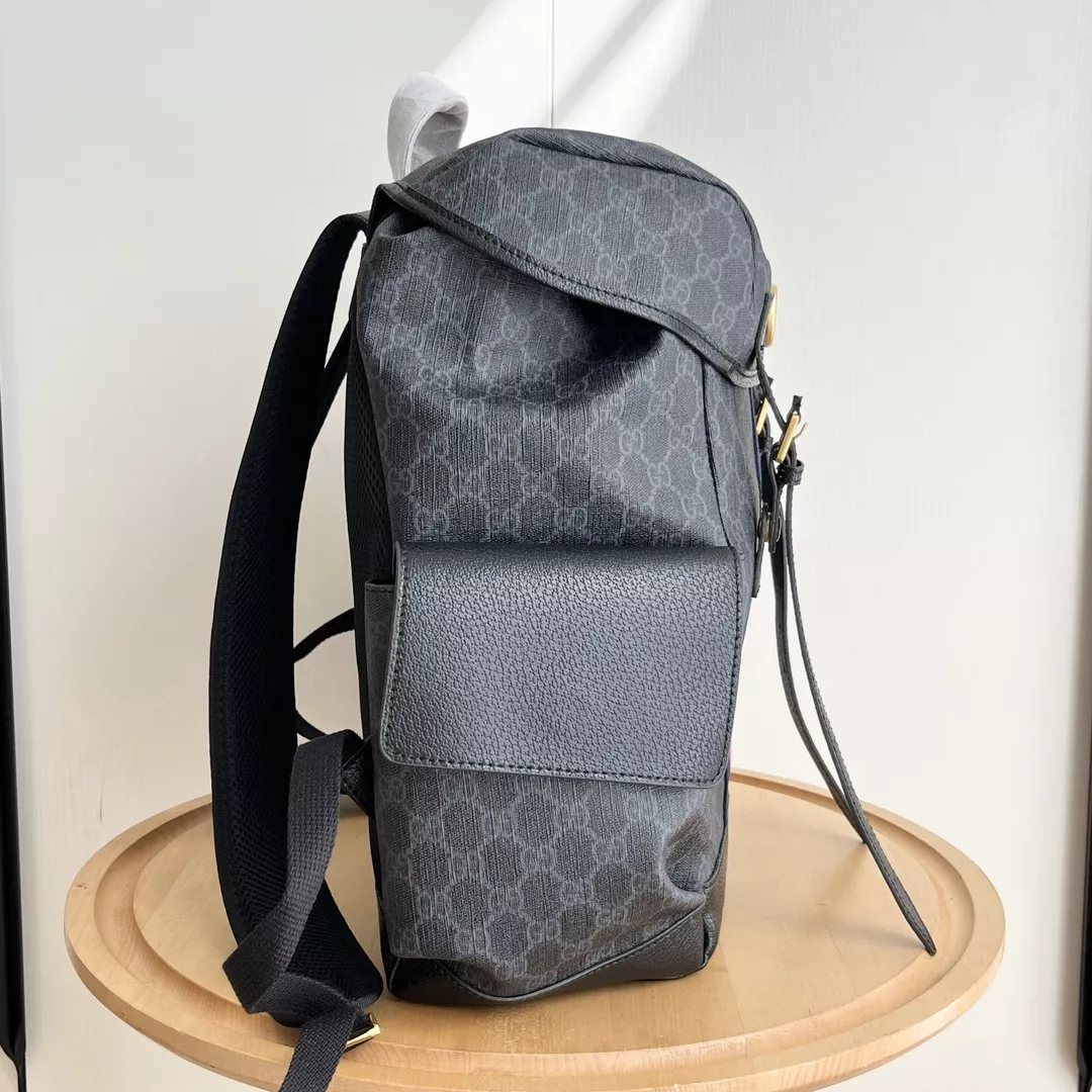 gucci aaa qualite sac a dos  pour unisexe s_12713442